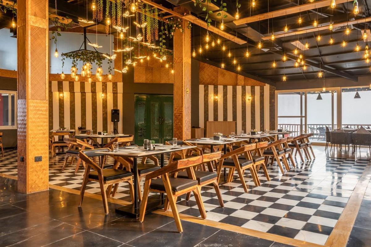 Tiaraa Jujurana Resort T Pathyar Esterno foto